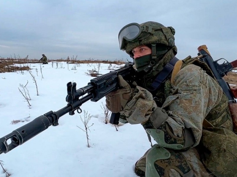 Rusia inhabilita 74 instalaciones militares ucranianas