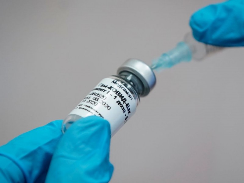 Rusia patenta su segunda vacuna Covid-19