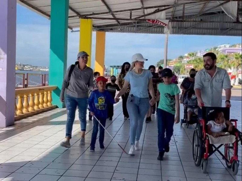 Ruta Azul lleva a niños con discapacidad al Maviri