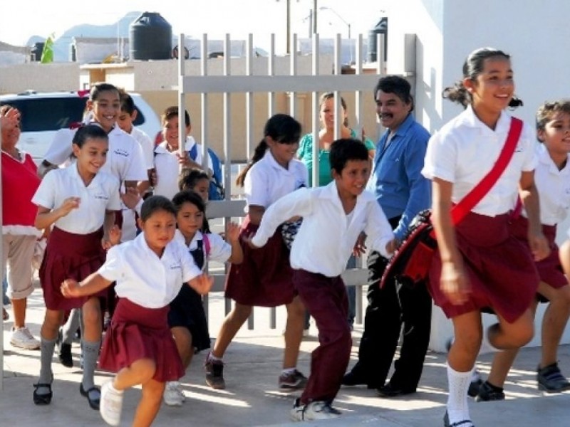 ¿Sabes qué hacer con tu hijo de vacaciones?