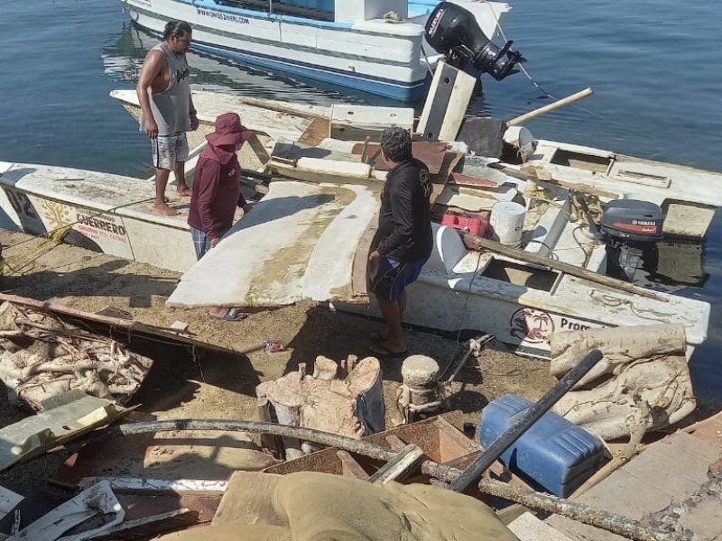 Sacan 48 toneladas de basura del mar en Acapulco