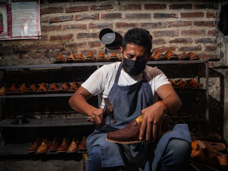 Sahuayo denunciará a Adidas por plagio de huarache