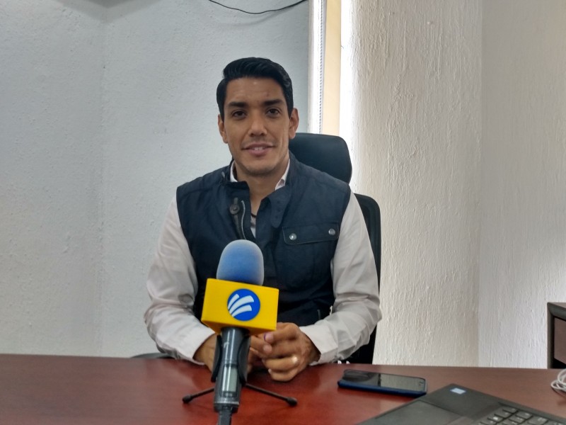 Saldan adeudo con transportistas de ruta empresa