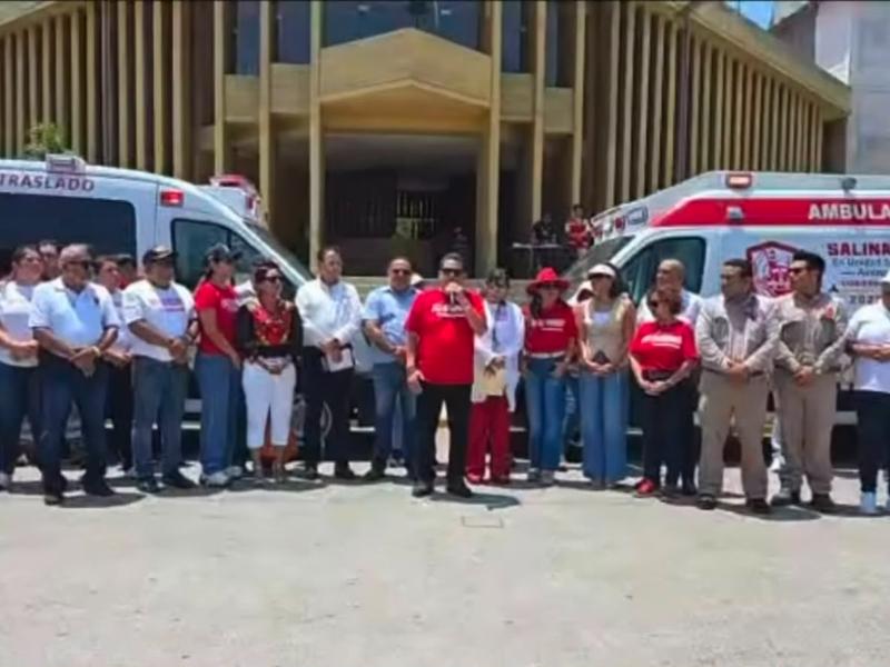 Salina Cruz fortalece atención de emergencias con nuevas ambulancias para población porteña