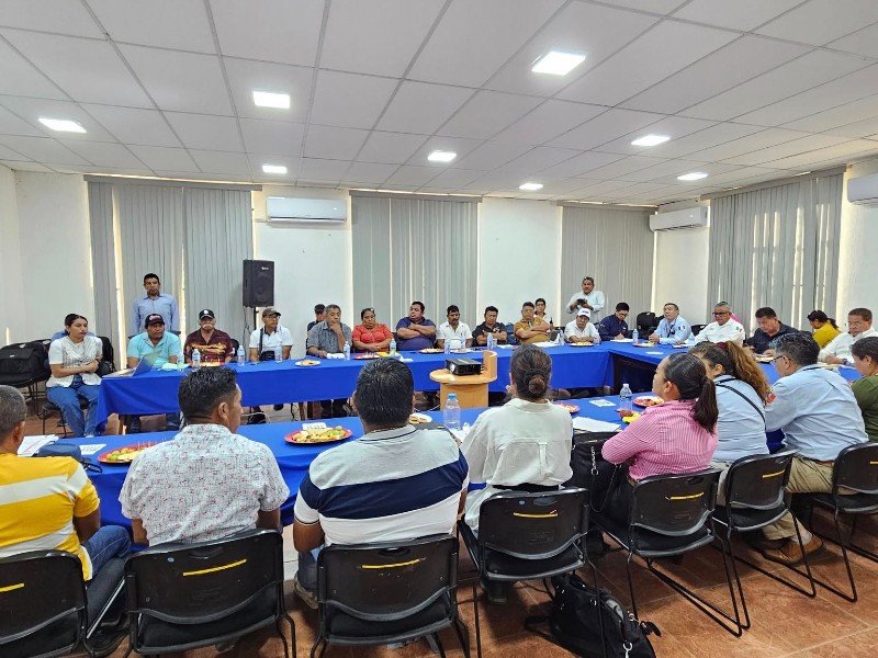 Salina Cruz fortalece diálogo con el sector pesquero Salina Cruz fortalece diálogo con el sector pesquero