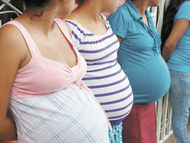 Salina Cruz y Juchitán destacan por embarazos adolescentes en Oaxaca