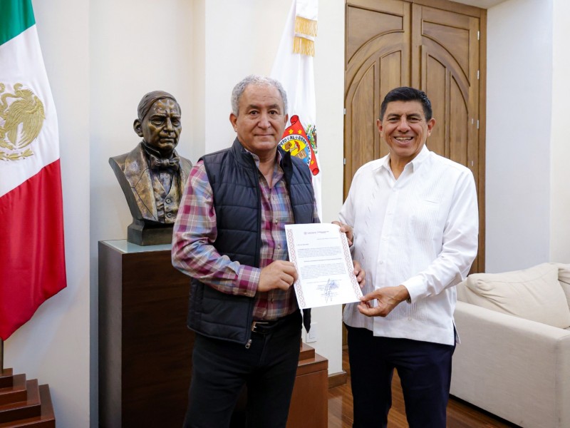 Salomón Jara nombra nuevo rector para la UTVCO
