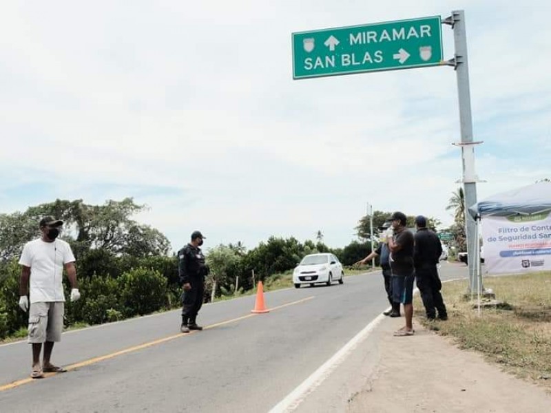 San Blas restringe acceso a visitantes de Tepic y Santiago