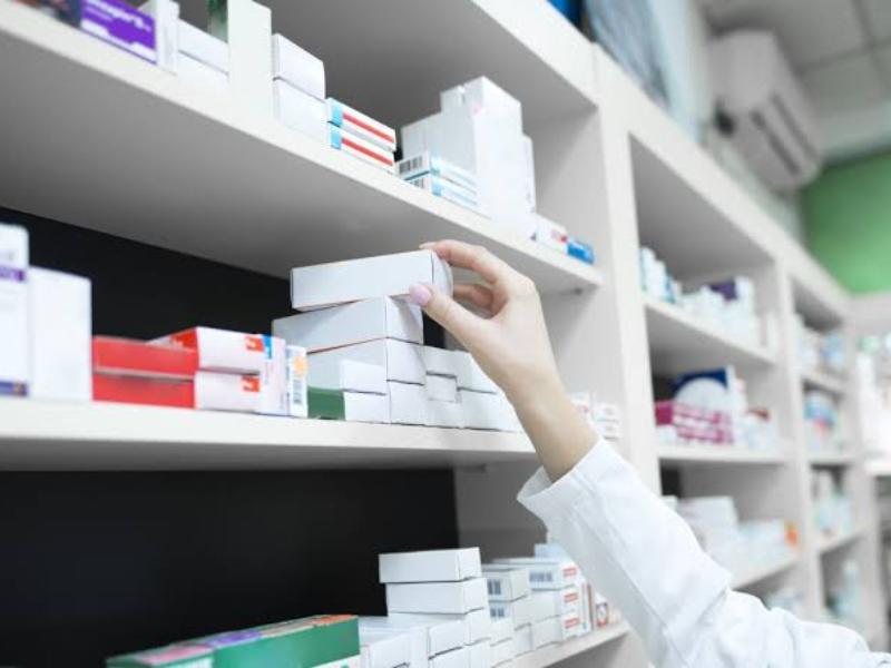 San Miguel busca duplicar presupuesto para medicamentos gratuitos en 2027