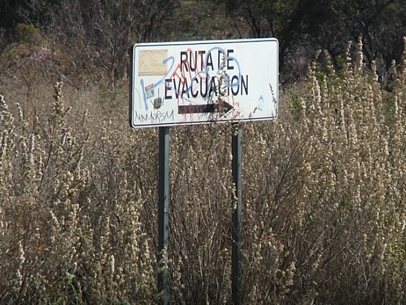 San Nicolás pide rehabilitación a rutas de evacuación