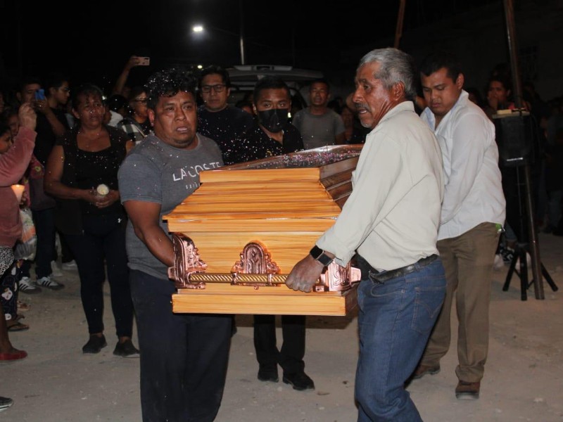San Pedro recibe a menor fallecida en accidente de Cuacnopalan-Oaxaca