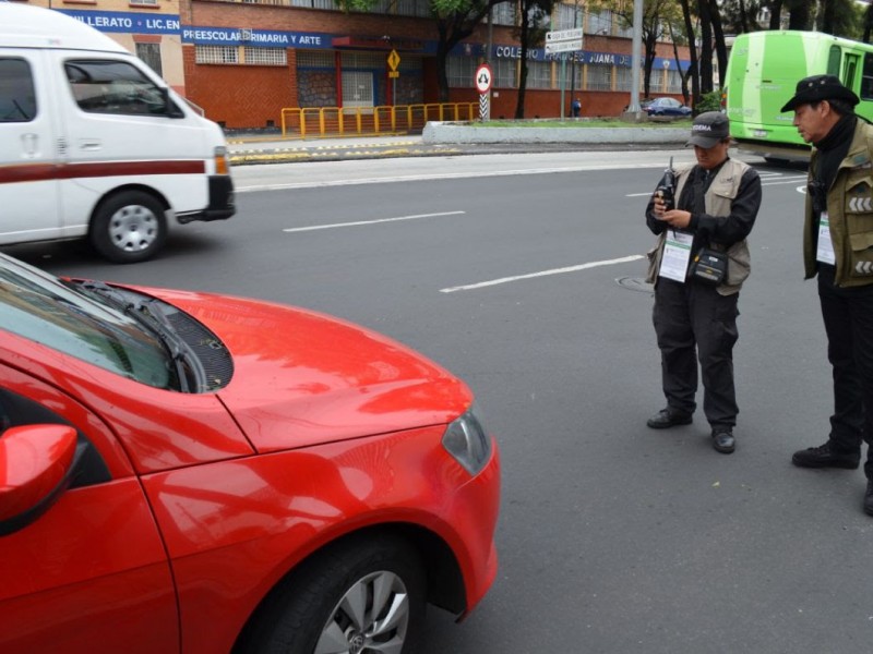 Sancionan a 1,133 automovilistas por no respetar Hoy No Circula