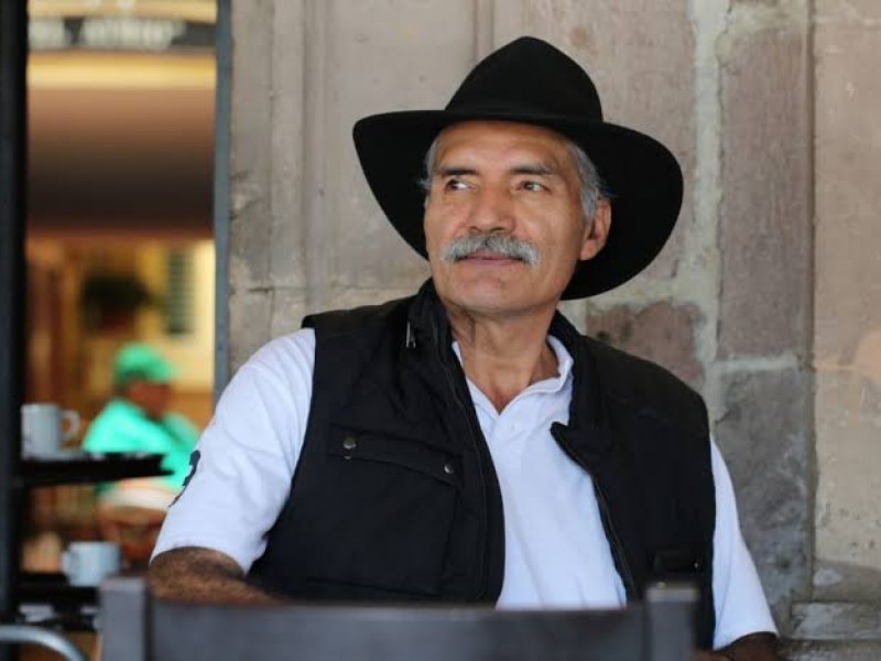 Sancionan a Mireles por usar lenguaje despectivo contra las mujeres