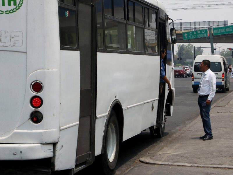 Sancionan transporte público y decomiso de taxis pirata:SIMT