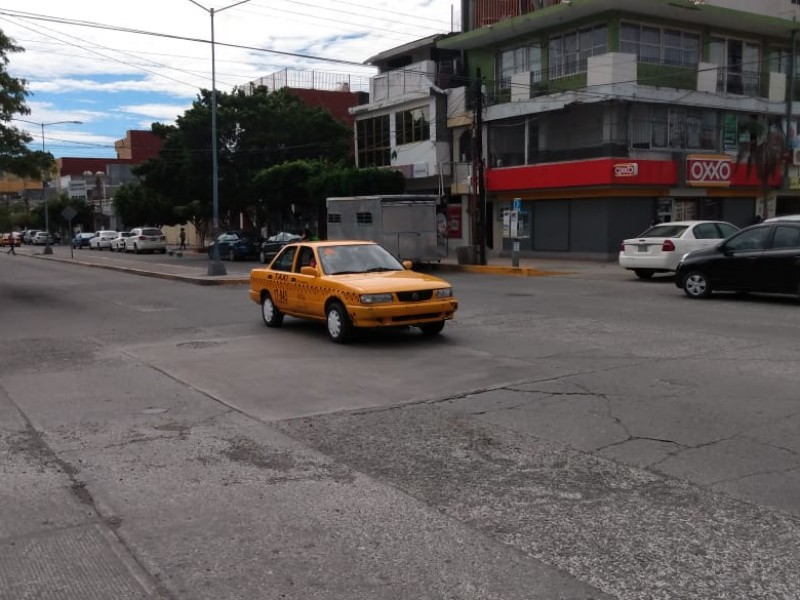 Sanciones contra taxis que circulen con cristales polarizados