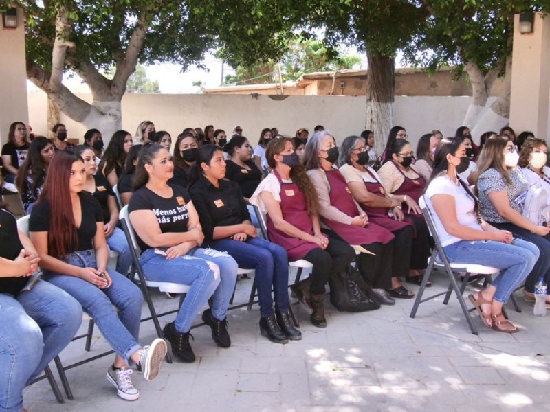 Sanluisinos culminan cursos en Desarrollo Social