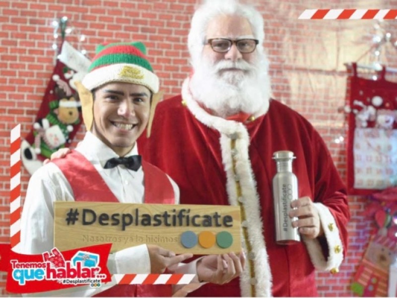 Santa Claus se desplastifica