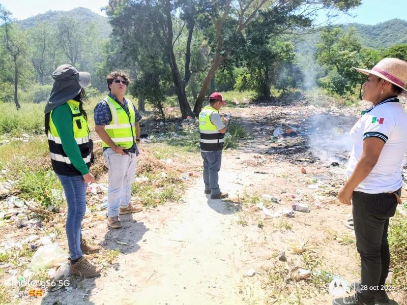 Santiago Astata revisa tiraderos y busca soluciones para residuos sólidos