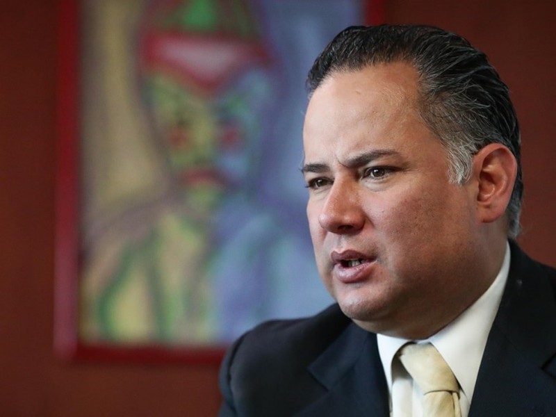 Santiago Nieto pide licencia como procurador de Hidalgo
