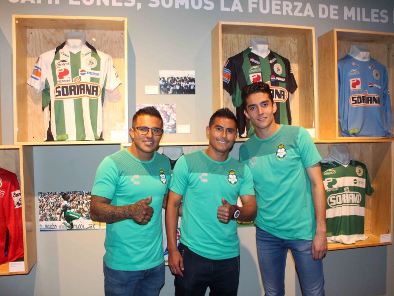 Santos visita Museo del Futbol