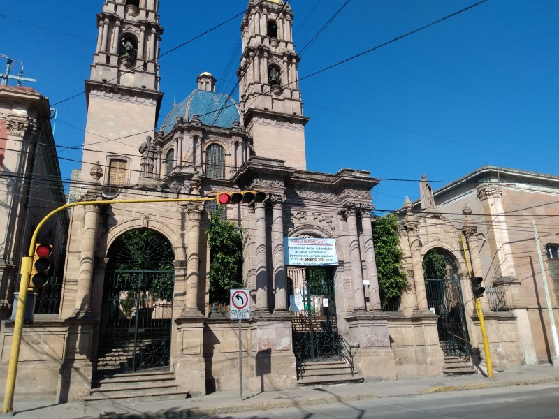 Santuario de Guadalupe sin fieles y sin comercio