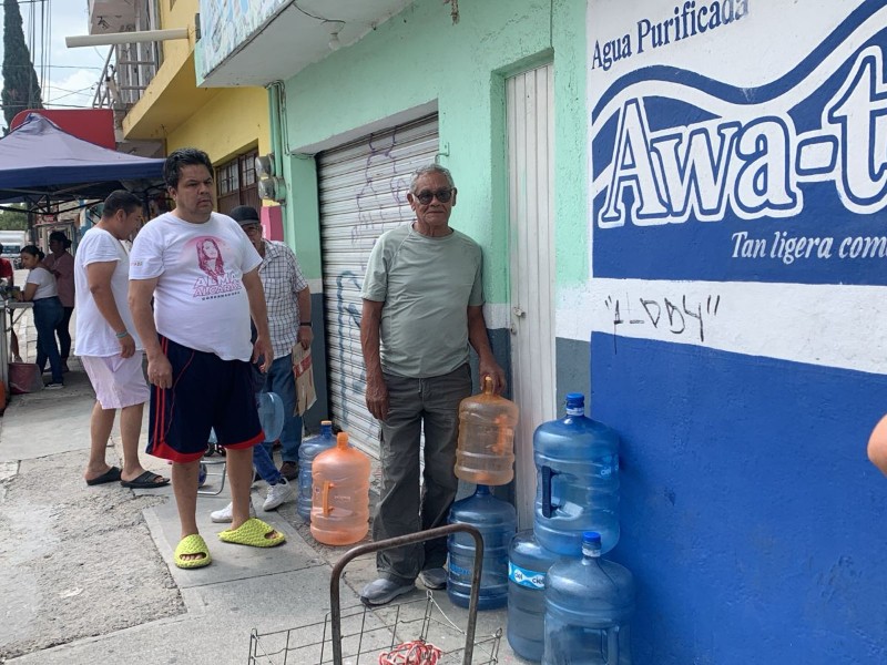Saturan negocios de agua purificada en Santa María del Granjeno