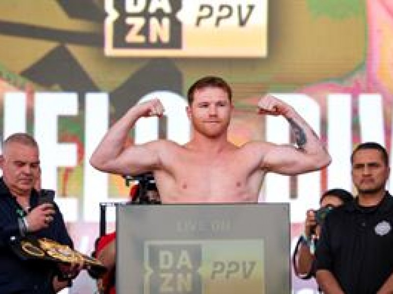 Saúl 'Canelo' Álvarez y Dimitry Bivol listos para la pelea