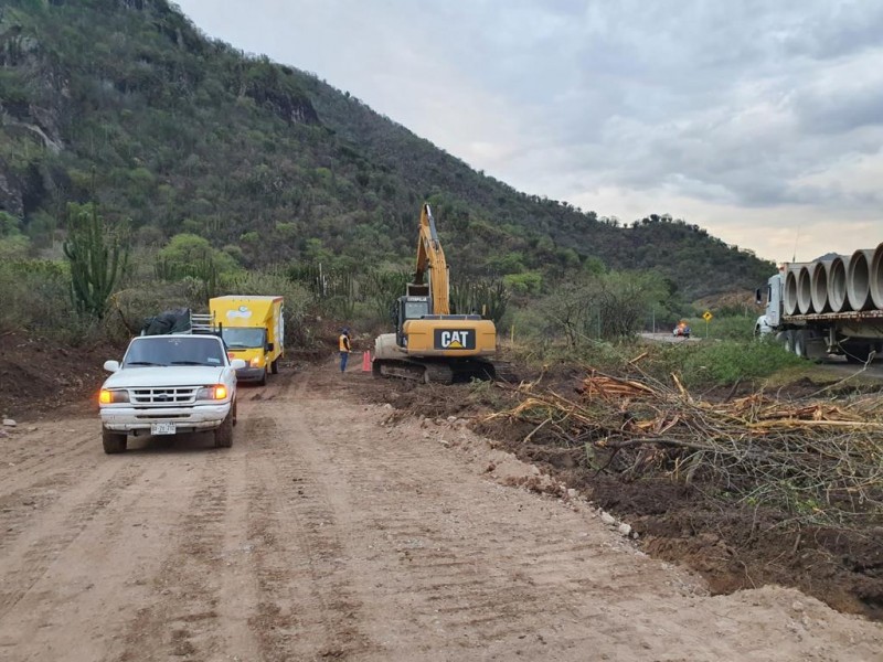 SCT realiza habilitación parcial de carretera federal 190 Oaxaca-Istmo