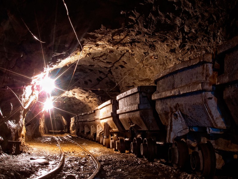 SDE pretende impulsar la economía minera en el Estado