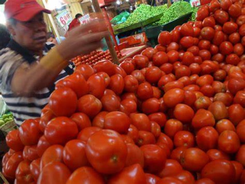 Se acaba jitomate de Nayarit, sube su precio en mercados