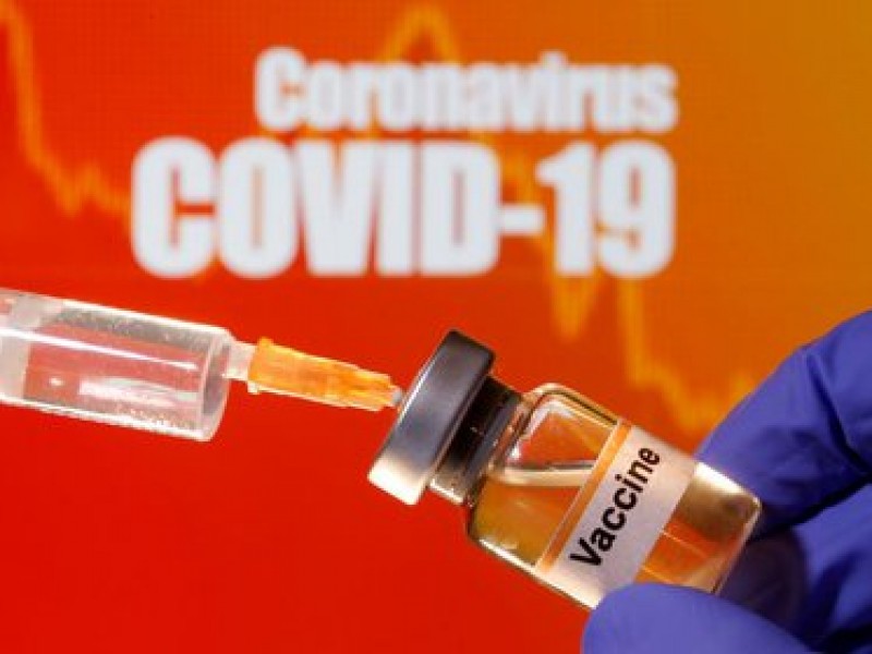 Se acerca vacuna contra COVID, asegura López Gatell.