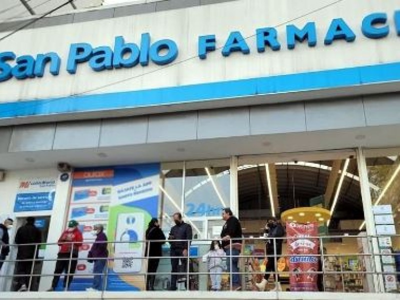 Se agotan vacunas contra covid-19 en farmacias capitalinas