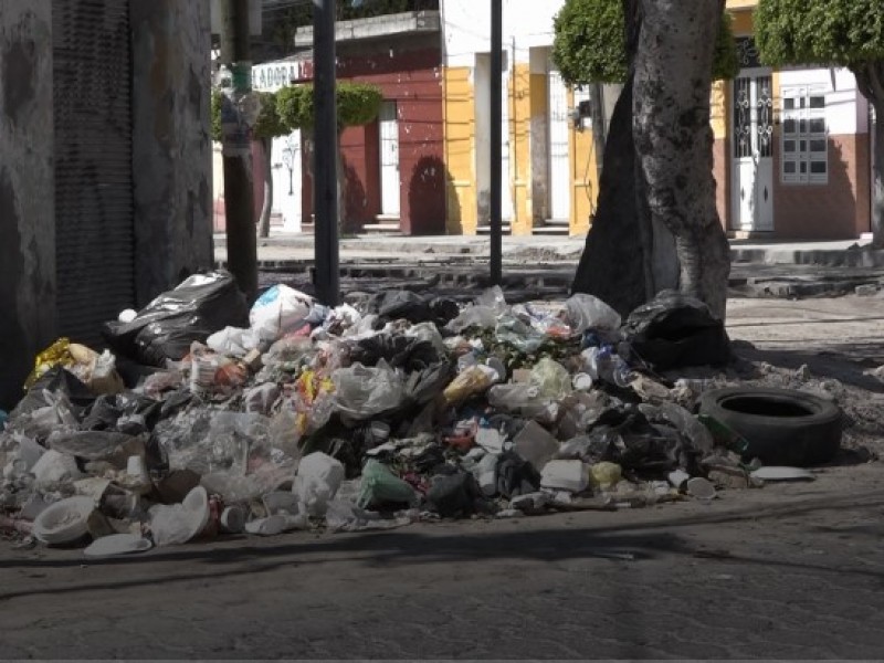 Se agrava problema de basura por obra