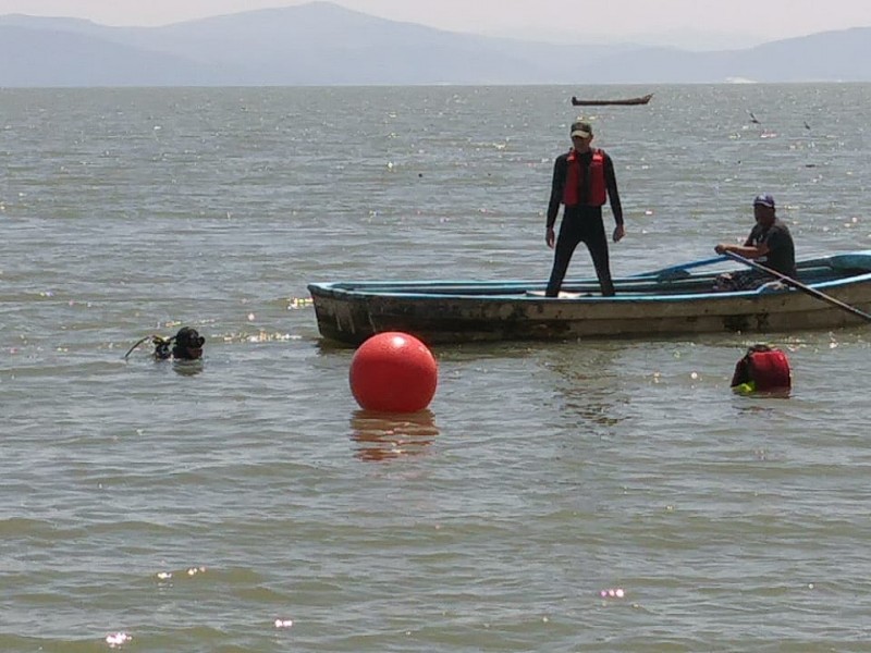 Se ahogan dos jóvenes en lago de Chapala