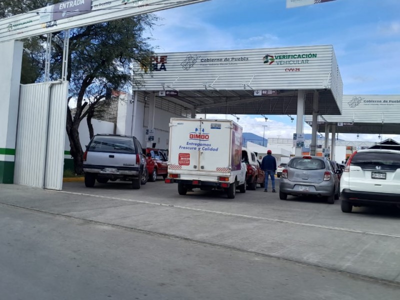 Se amplio horario de verificentro en Tehuacán este fin