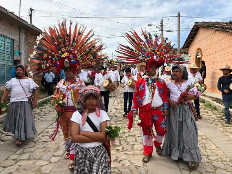 Se arraigan tradiciones zoques en la capital Chiapaneca