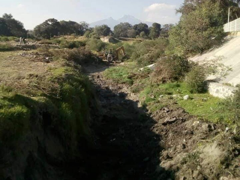 Se arroja a barranca en Acajete, para evitar ser detenida