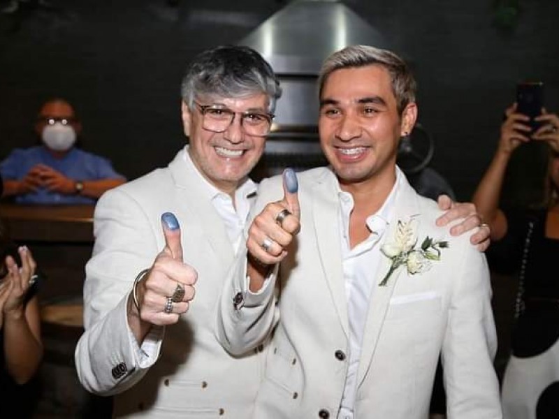 Se casa la primera pareja del mismo sexo en Sonora