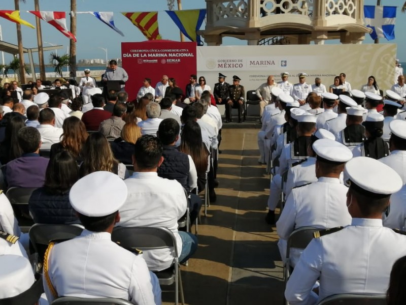 Se celebra el dia de la marina nacional