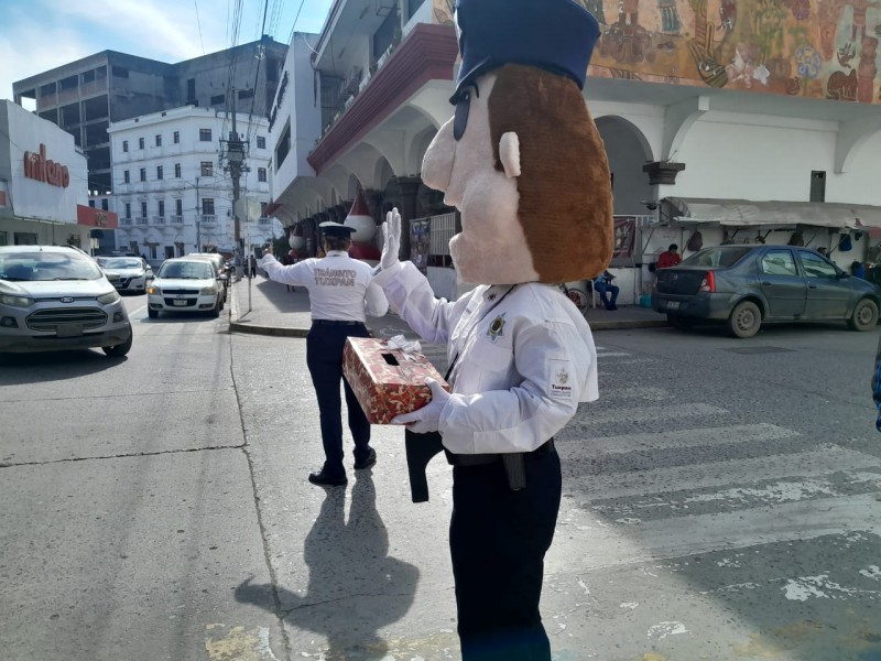 Se conmemora el Día del Agente de Tránsito en Tuxpan