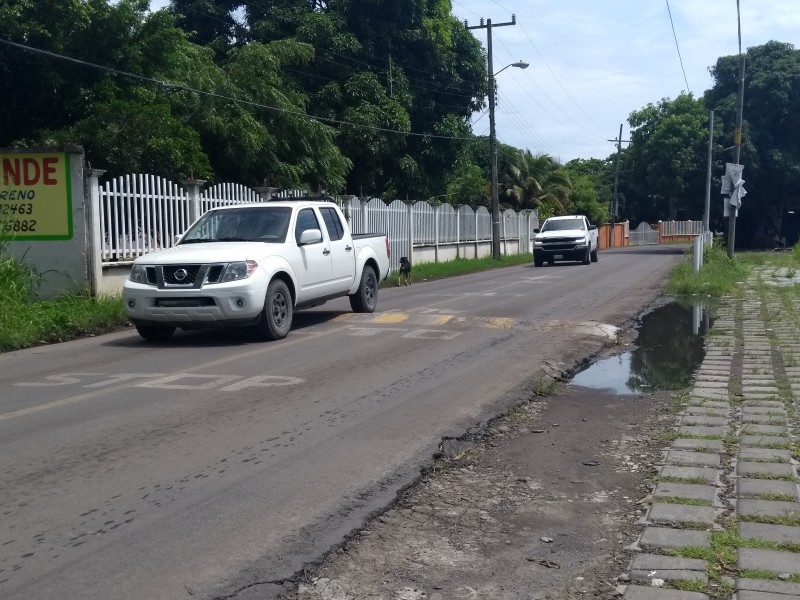 Se contemplan banquetas para Playa de Vacas