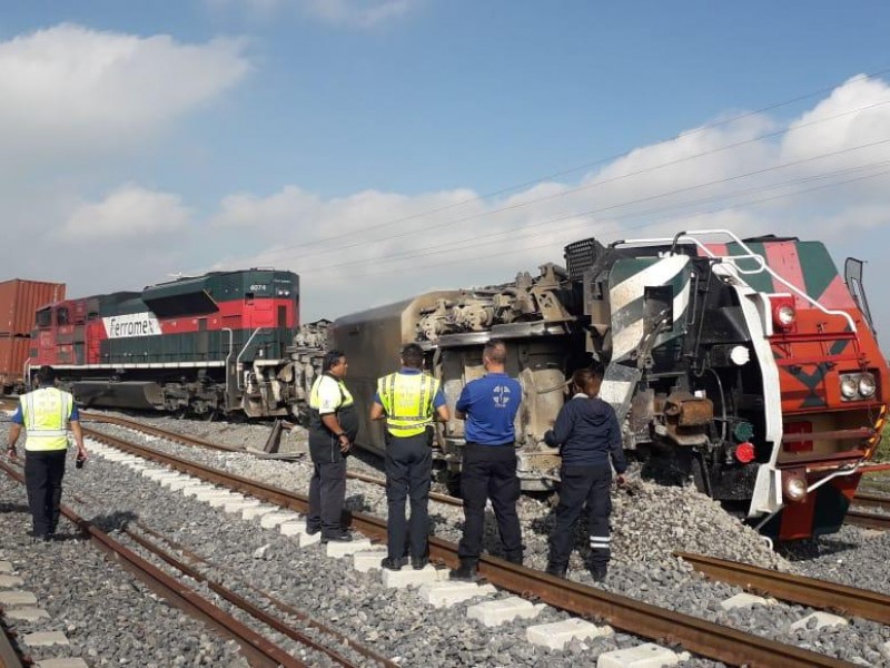 Se descarrila tren en Santa María Magdalena