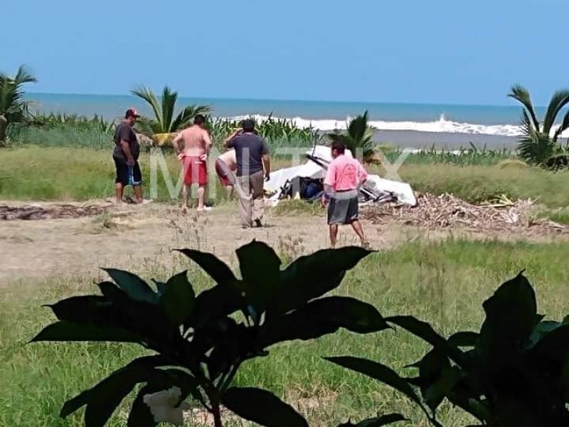 Se desploma planeador en Tecolutla; una persona fallecida