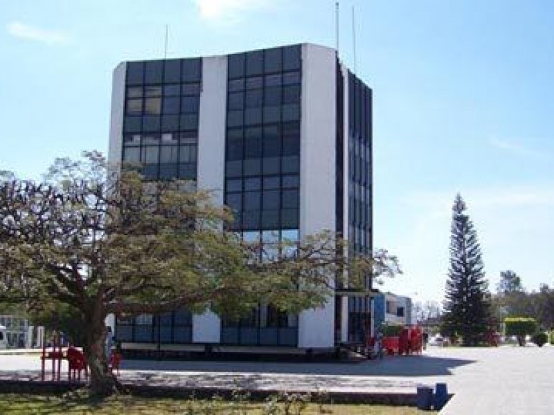 Detienen búsqueda de aviadores de la UAN