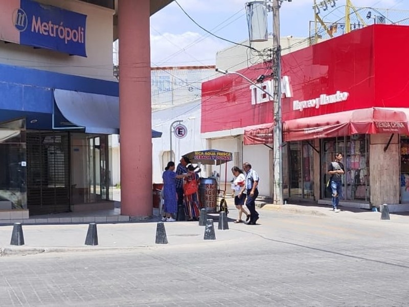 Se dispara comercio informal de 600 a más de mil puestos