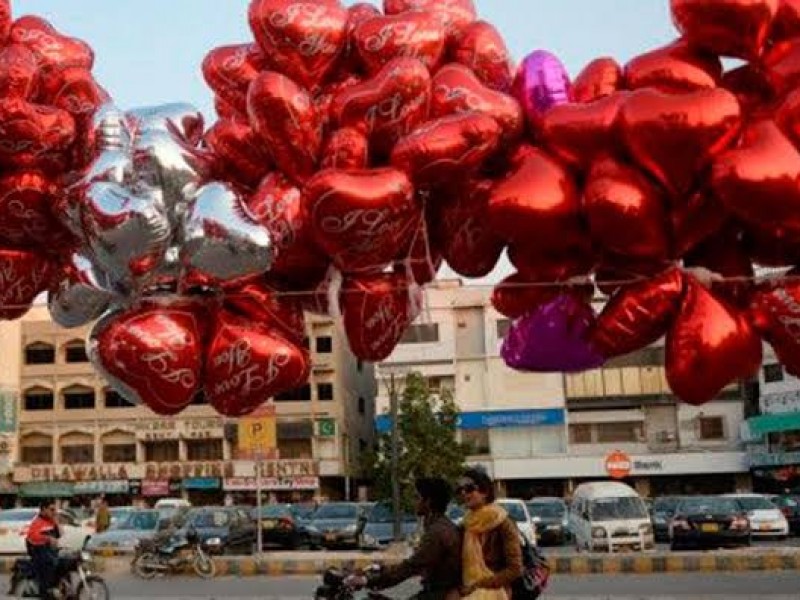 Se disparan 300% ventas en internet por San Valentín