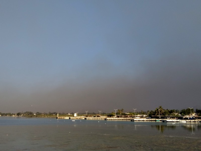 Se extiende contaminación por quema de llantas