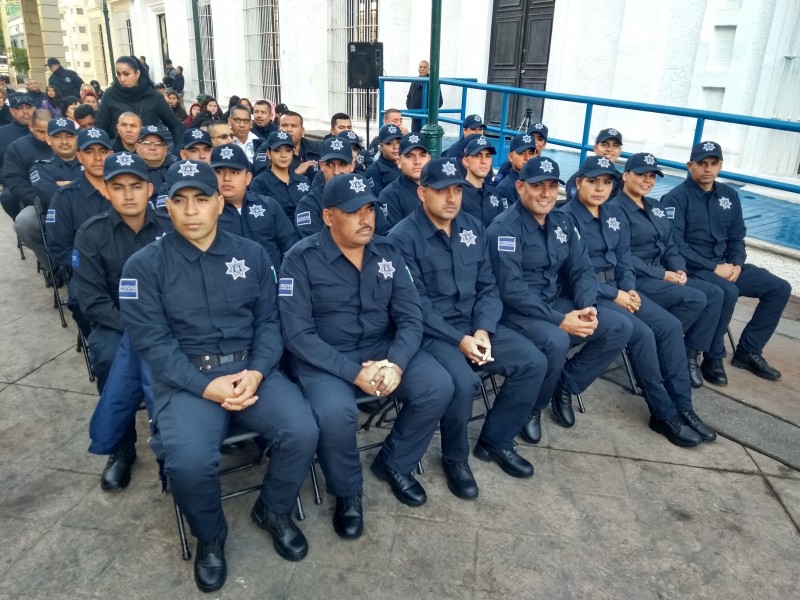 Se gradúan 22 cadetes de la Policía Municipal