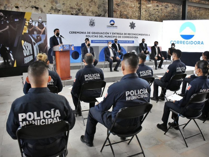 Se graduaron 21 nuevos policías en Corregidora