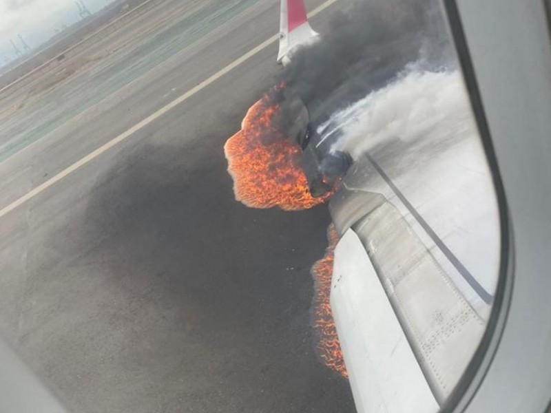 Video: Se impactan avión y camión de bomberos en Perú